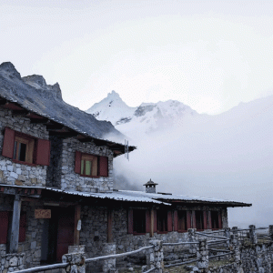 Akilpo-Ishinca-High-Route-Trek