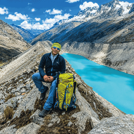 Trek-to-Ishinca-Refuge-Desires-Lagoon