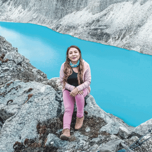 Trek-to-Ishinca-Refuge-Desires-Lagoon