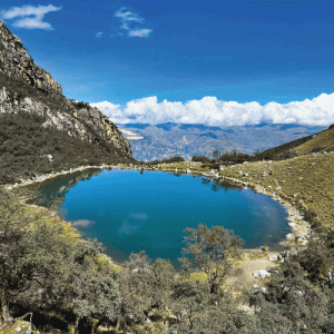 Uruscocha-Lake-Trek
